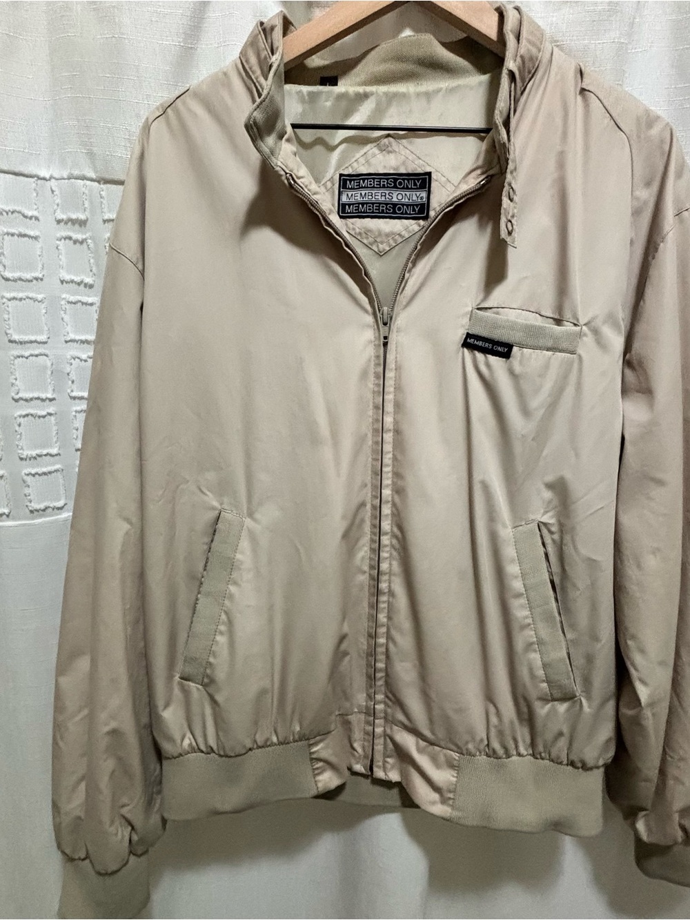Vintage Members Only Men’s Lightweight Beige Racer Jacket size L